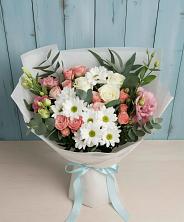 Букет цветов из:  Розы, Лизиантусы и Хризантемы в Северном Республики Коми