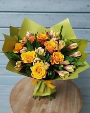Букет цветов из:  Альстромерии и Розы #REPLACE_PRED# Северном Республики Коми